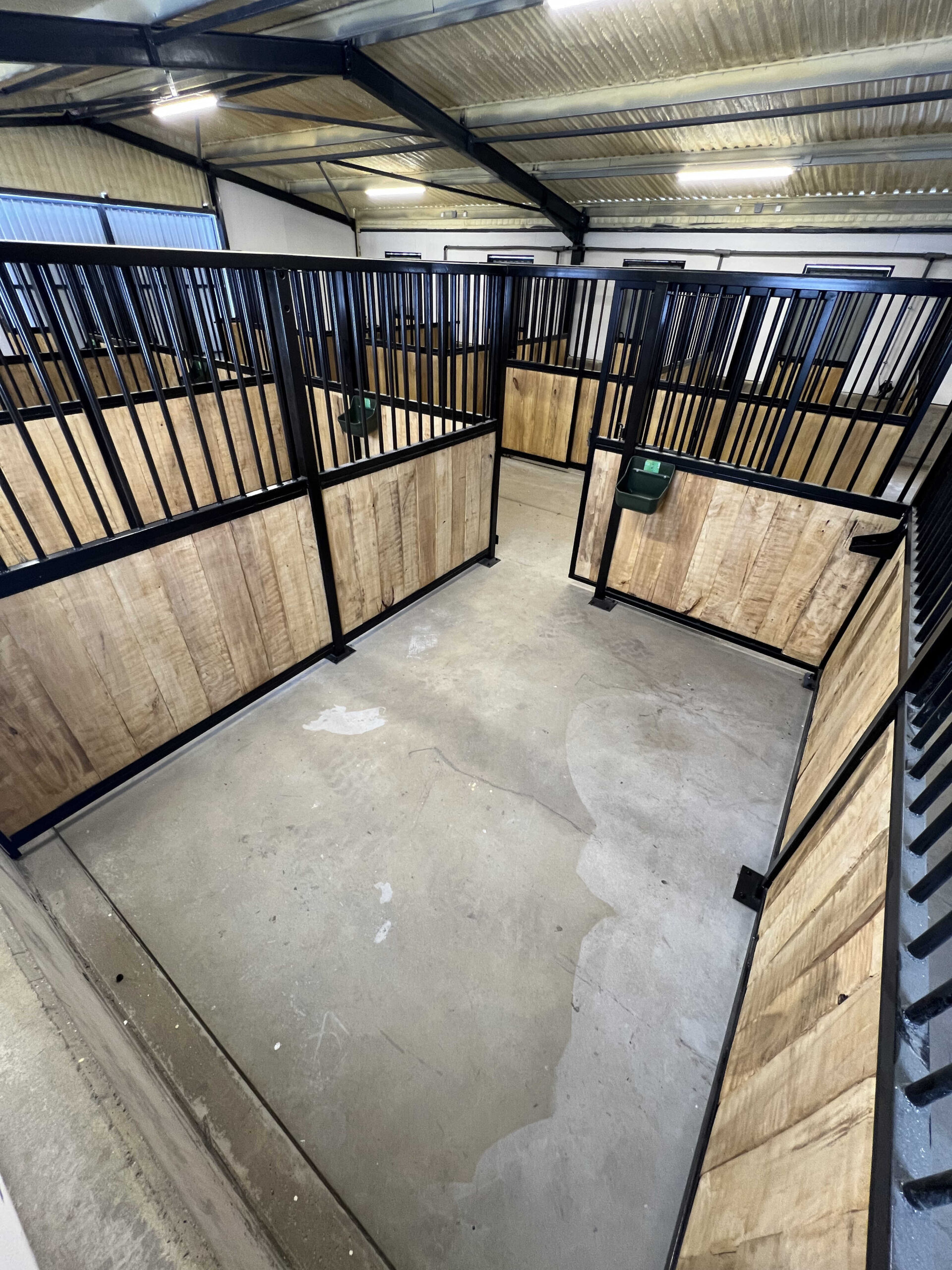 wagner lovas farm box belulrol