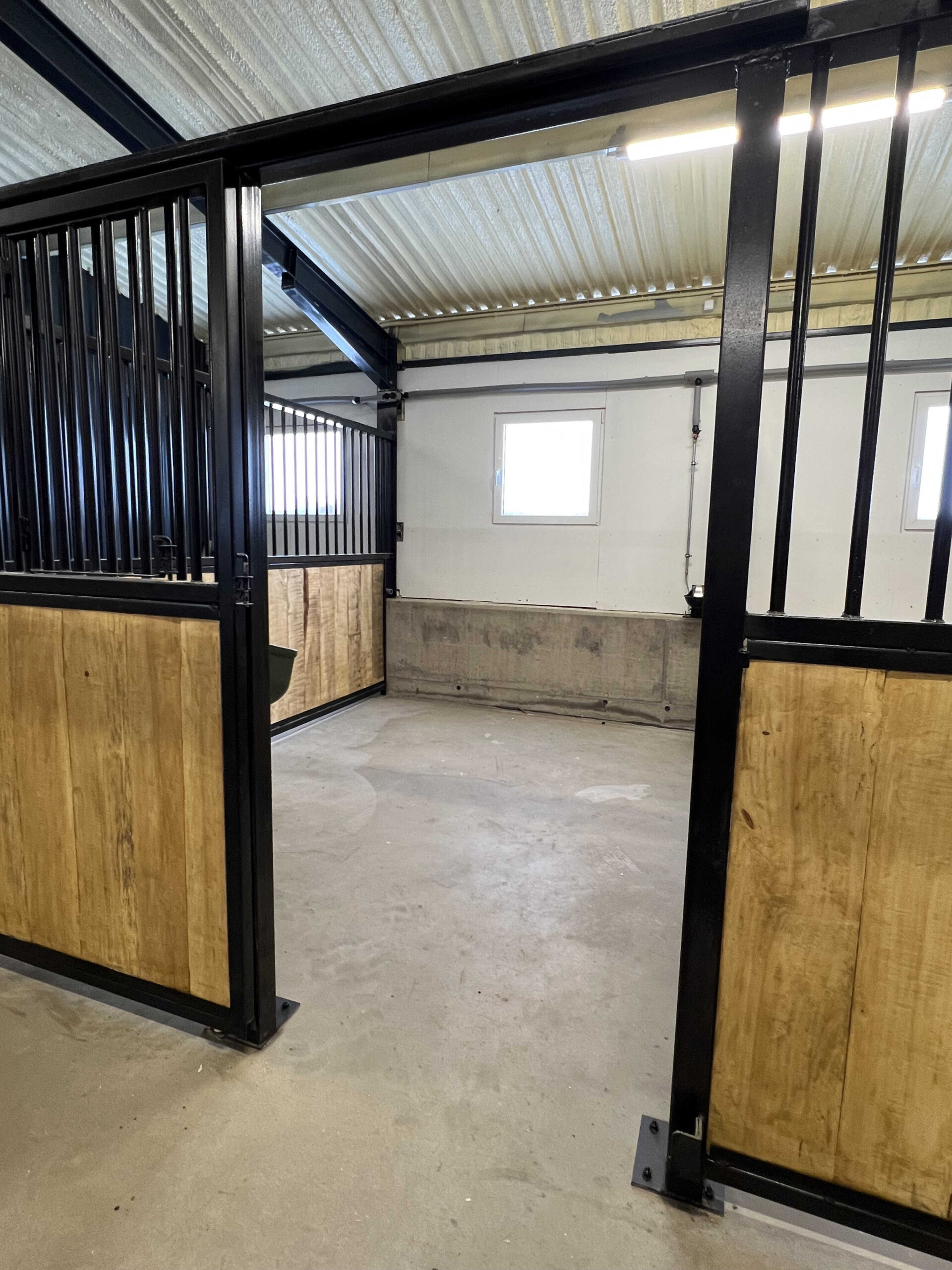 wagner lovas farm box